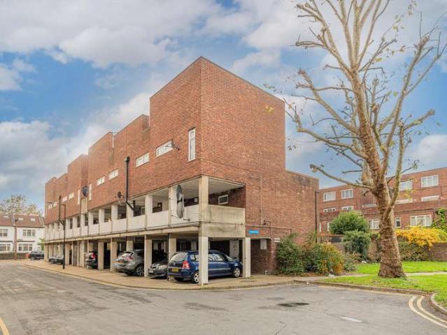 3 Bedroom Flat