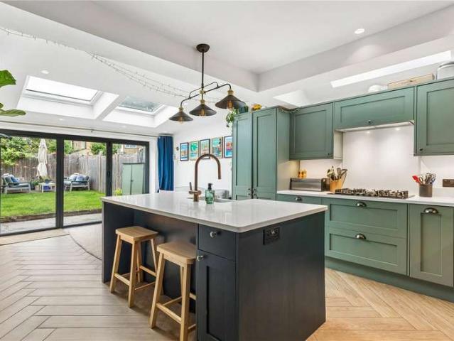 3 Bedroom Flat