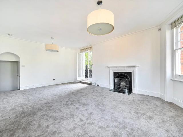 3 bedroom flat