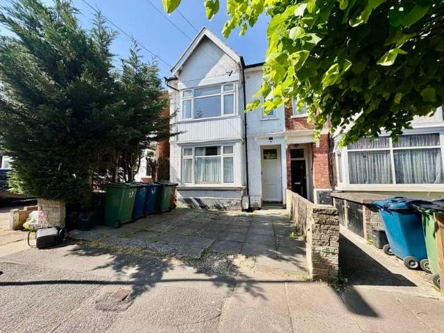3 Bedroom Flat