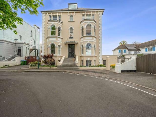 3 Bedroom Flat