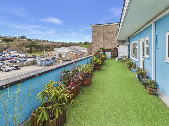 3 Bedroom Flat