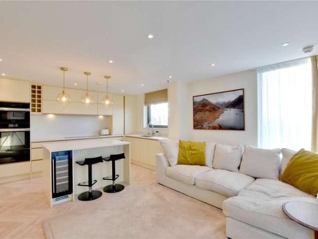 3 Bedroom Flat