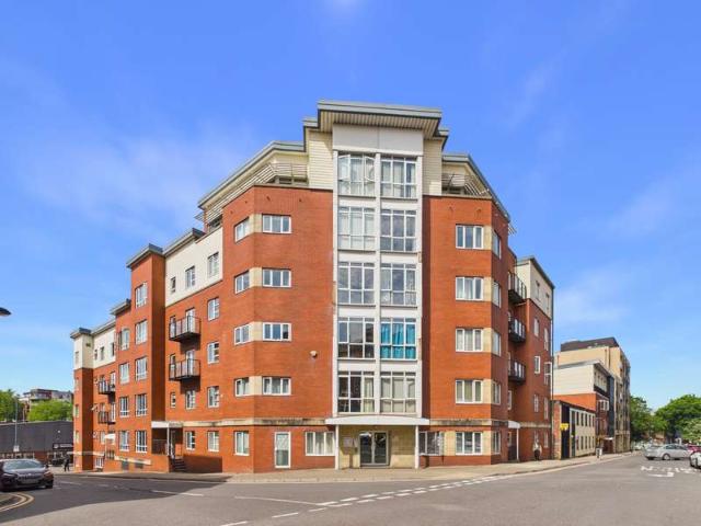 3 Bedroom Flat