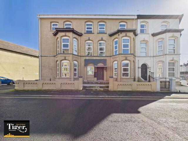 3 Bedroom Flat