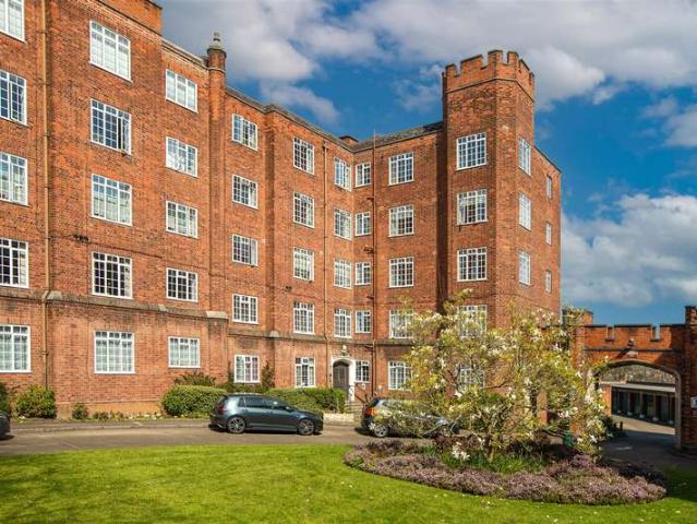 3 Bedroom Flat