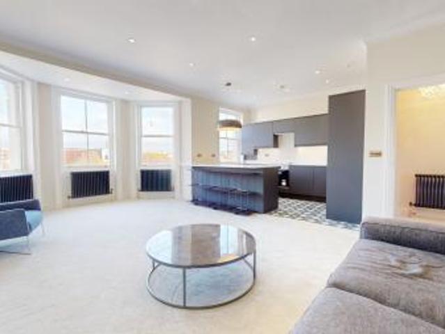 3 bedroom Flat To Let