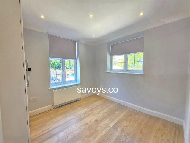 3 bedroom Flat to let Ashbourne Avenue, London