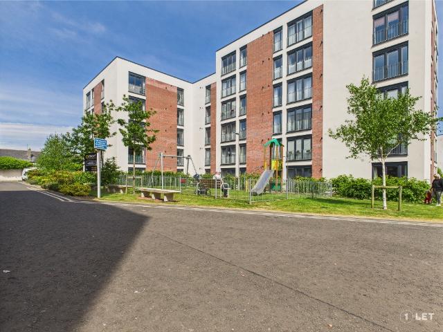 3 bedroom Flat to let | Furnished
