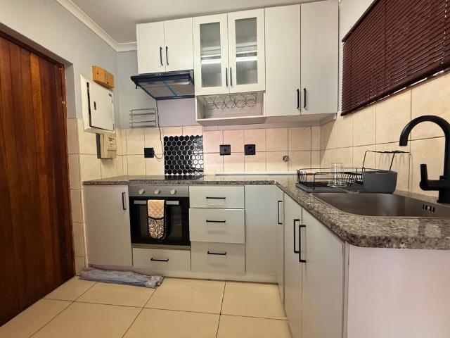 3 Bedroom Flat To Let in Arboretum