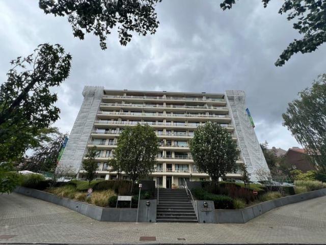 3 bedroom flat to let in Auderghem