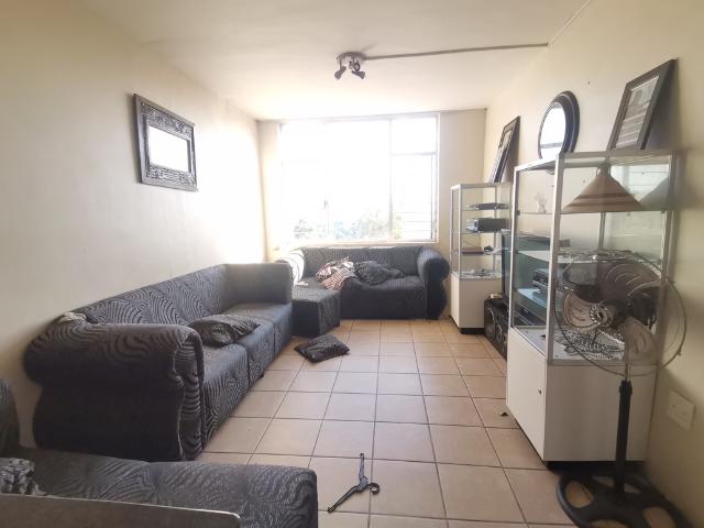 3 Bedroom Flat To Let in Glenwood