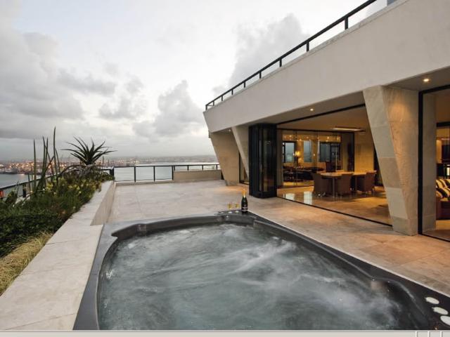 3 Bedroom Flat To Let in Point