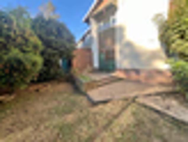 3 Bedroom Flat To Let in Prestbury