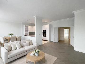 3 bedroom flat to rent on Millbank, London