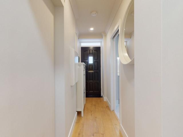 3 bedroom flat to rent on Orchardson Street, London