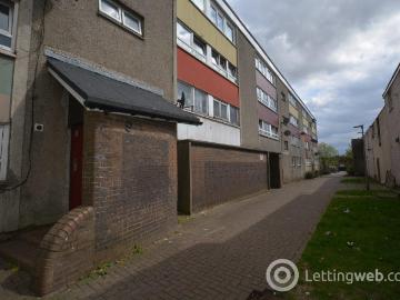 3 Bedroom Flat to Rent at Cumbernauld, Cumbernauld South, Glasgow, North Lanarkshire