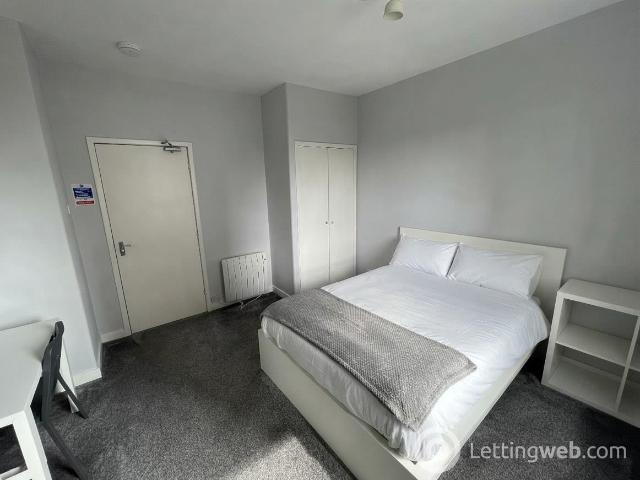 3 Bedroom Flat to Rent at Coldside, Dundee, Dundee City, Hilltown