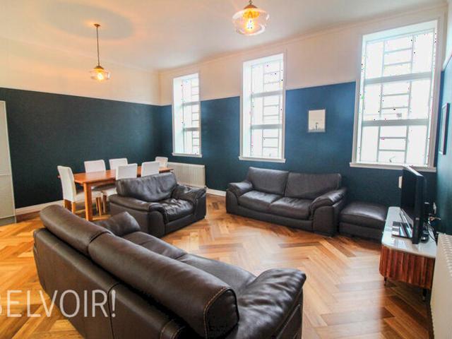 3 Bedroom Flat To Rent In Mundella House, NG2