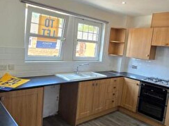 3 Bedroom Flat To Rent In Macdougall Street, Glasgow, G43