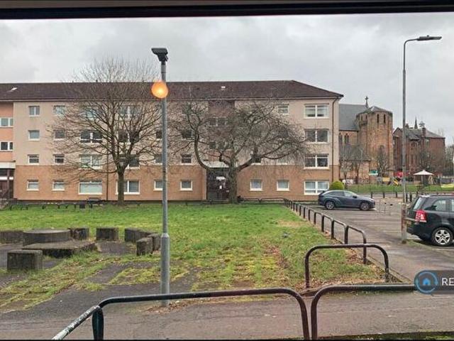 3 Bedroom Flat To Rent In Mcaslin Court, Glasgow, G4