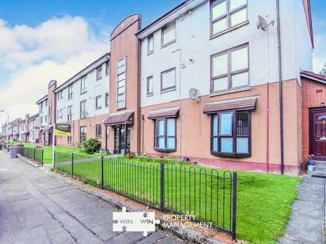 3 Bedroom Flat To Rent In /, Moorfoot Avenue, Paisley, PA2