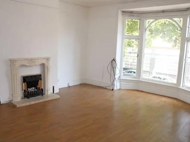 3 Bedroom Flat To Rent In Alcester Road, Birmingham, B13