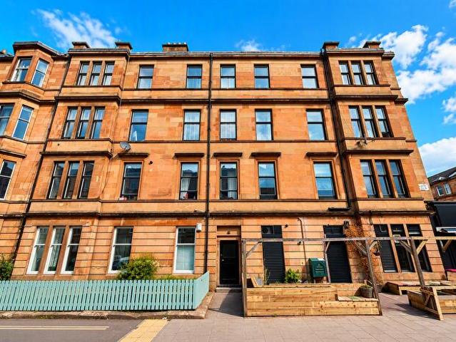 3 Bedroom Flat To Rent In Albert Avenue, Glasgow, G42