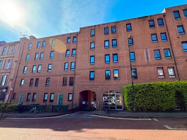 3 Bedroom Flat To Rent In Buccleuch Street, Glasgow, G3