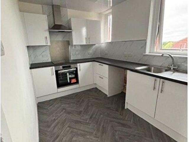 3 Bedroom Flat To Rent In Blane Street, Coatbridge, ML5