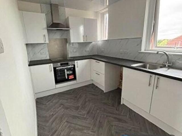 3 Bedroom Flat To Rent In Blane Street, Coatbridge, ML5