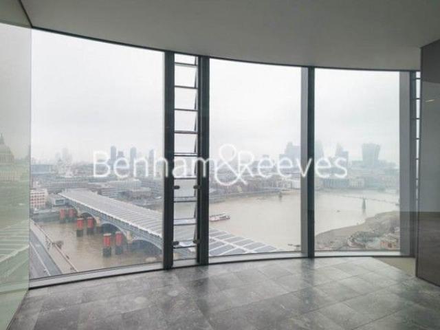 3 Bedroom flat to rent in Blackfriars Road, City, SE1