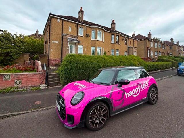 3 Bedroom Flat To Rent In Carnock Road, Pollok, Glasgow, G53