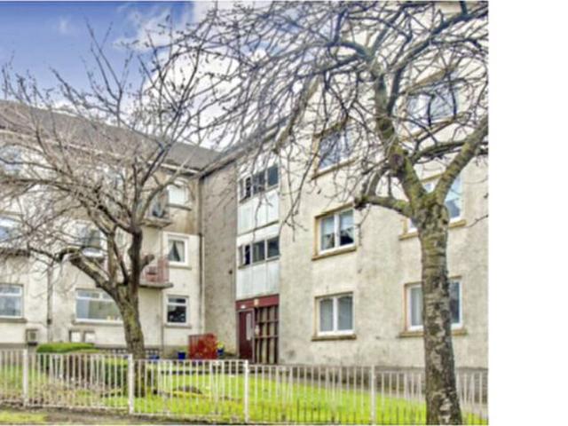 3 Bedroom Flat To Rent In Deedes Street, Airdrie, ML6