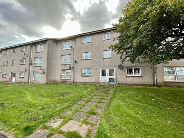 3 Bedroom Flat To Rent In Elizabethan Way, Renfrew, Renfrewshire, PA4