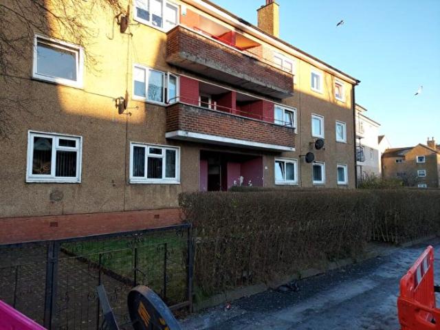 3 Bedroom Flat To Rent In Glenkirk Drive, Drumchapel, Glasgow, G15