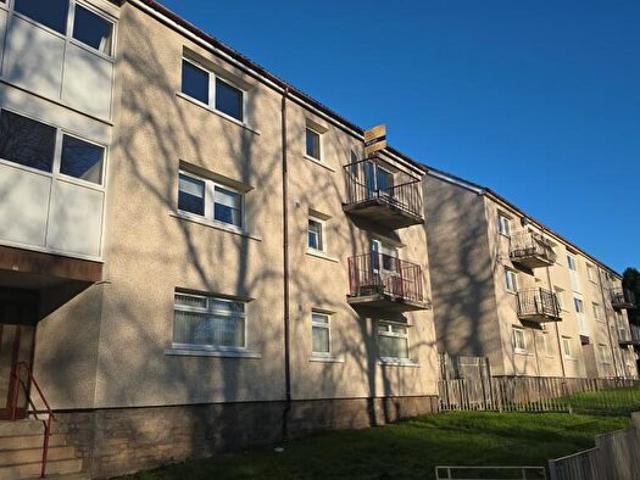 3 Bedroom Flat To Rent In Kirkness Street, Airdrie, ML6