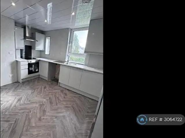 3 Bedroom Flat To Rent In Loch Road, Chapelhall, Airdrie, ML6