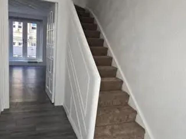 3 Bedroom Flat To Rent In Pollokshaws Road, Glasgow, G41
