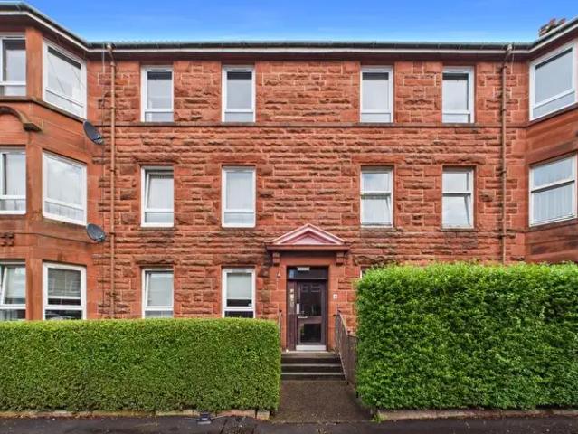3 Bedroom Flat To Rent In Quentin Street, Glasgow, G41