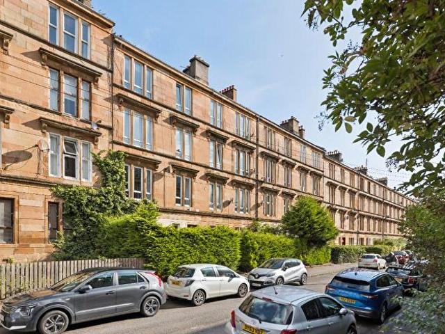 3 Bedroom Flat To Rent In Roslea Drive, Dennistoun, Glasgow, G31