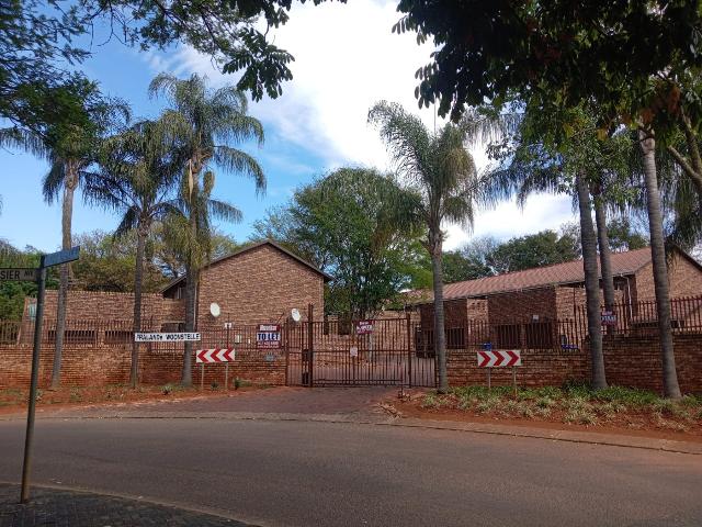 3 BEDROOM FLAT TO RENT IN SINOVILLE