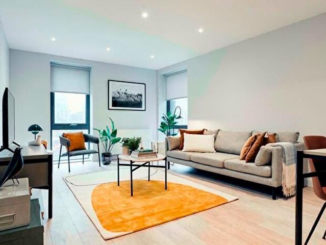 3 Bedroom Flat To Rent In Solasta Riverside, Clyde Place, Glasgow, G5