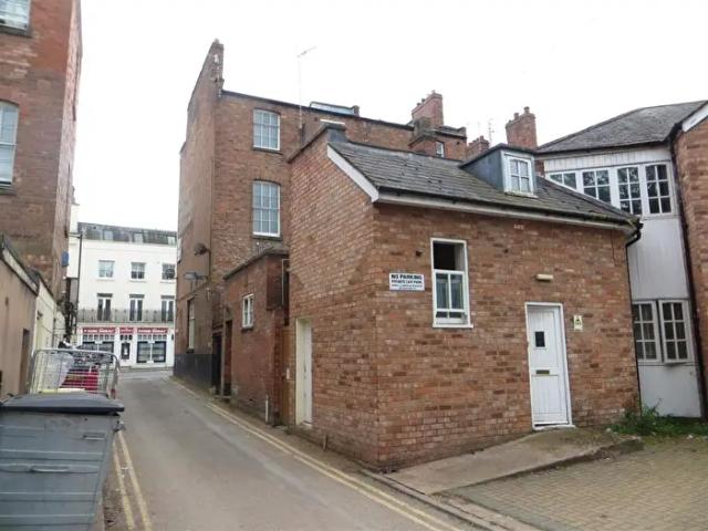 3 Bedroom Flat To Rent In Spencer's Yard, Spencer Street, Leamington Spa, CV31
