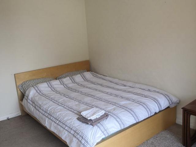 3 Bedroom Flat to Rent in Westend near University