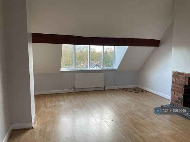 3 bedroom flat to rent