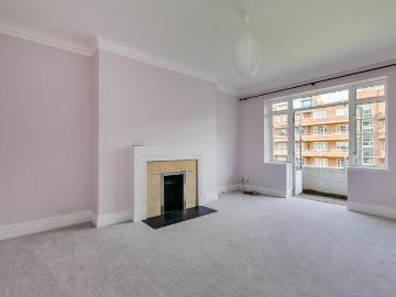Barons Keep, London, Greater London - Balcony