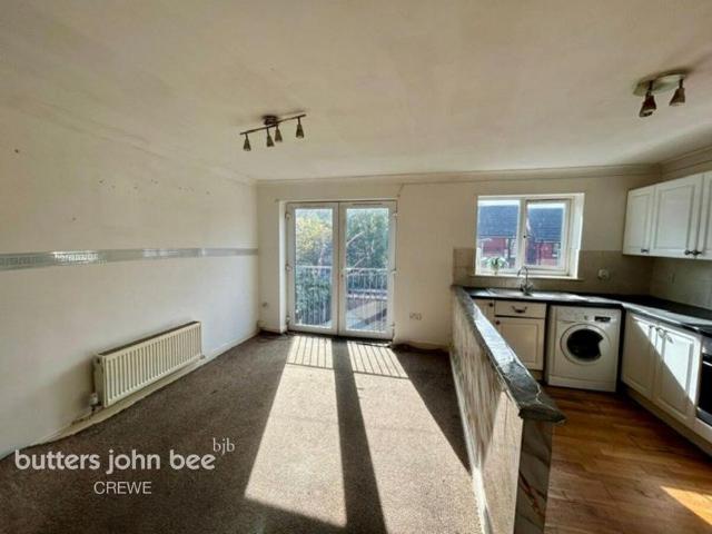 3 bedroom flat to rent