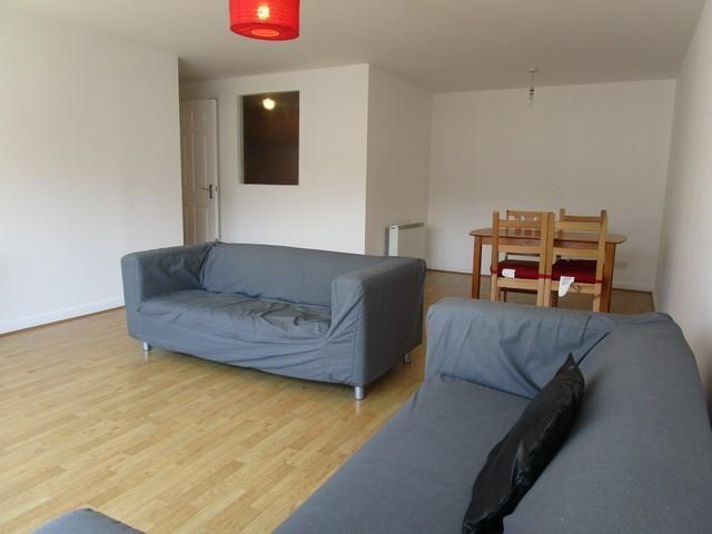 3 bedroom flat to rent