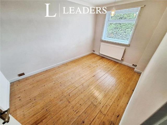3 bedroom flat to rent